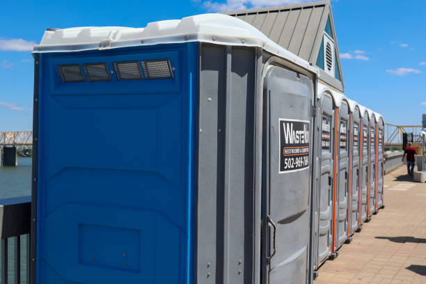 Best Portable Restroom Servicing (Cleaning and Restocking)  in Cerritos, CA