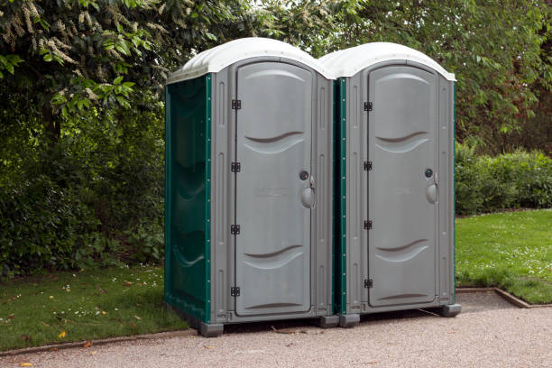 Best Standard Portable Toilet Rental  in Cerritos, CA